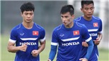 Công Phượng mang số áo của Công Vinh, Ryan Giggs và Scholes cố vấn cho PVF