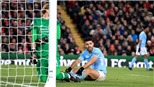 Man City phải nâng cấp hàng thủ: Đáng ngại đấy, Pep!