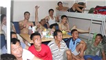 Ghi chép ở Trường Sa: Không xa đâu... U23 Việt Nam ơi!
