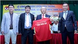 Tuyển Việt Nam: Thành bại luận anh hùng