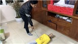 Lời khai của mẹ kế về vụ bé trai 10 tuổi bị bạo hành