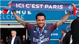 Dani Alves bị cười nhạo sau khi tuyên bố 'đến PSG không phải vì tiền'