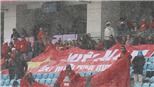 CĐV Việt Nam hát vang động viên tinh thần U23 Việt Nam