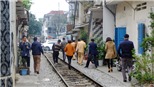 Công an vào cuộc, xử lý nghiêm các quán cafe nằm giữa đường ray tàu