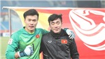 'Thánh cản pen' Tiến Dũng đổ người chuẩn xác cả 5 lượt sút 11m của U23 Qatar