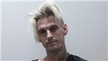 Aaron Carter nhập viện trước nguy cơ tự tử và cãi nhau với anh trai Nick Carter trên mạng