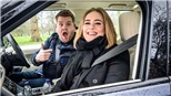 Hàng trăm ca sĩ, nhóm nhạc ngừng cho phép sử dụng ca khúc để hát karaoke