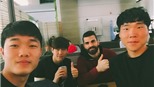 Xuân Trường cùng đồng đội tại Gangwon FC cắt tóc lấy hên