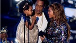 Beyonce hút hàng triệu like khi tung clip ngọt ngào nhân kỉ niệm ngày cưới