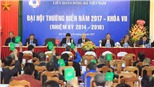 Sau ông Hùng, ai từ chức nữa? Giơ tay lên...