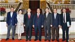 Thủ tướng Nguyễn Xuân Phúc tiếp HLV trưởng Park Hang Seo