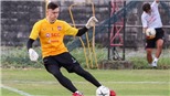  Nakhon 3-1 Muangthong United: Đồng đội đá quá tệ, Văn Lâm không thể 'gánh team'  (FT)