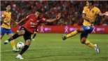 Thắng Nakhon Ratchasima 2-0, Văn Lâm cùng Muangthong tiếp tục bay bổng