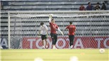 Văn Lâm cùng Muangthong thua ngược tại Thai League