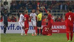 HLV Bert van Marwijk: ‘Trọng tài rút thẻ đỏ với tốc độ chóng mặt’