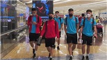 U23 Việt Nam  tới UAE sau 12 tiếng di chuyển, ra sân tập ngay