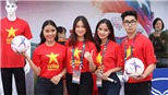 TRỰC TIẾP Việt Nam vs Malaysia: Dàn ‘Mỹ nữ’ đổ bộ về Mỹ Đình tiếp lửa cho đội tuyển