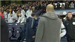 Sarri nói gì khi từ chối bắt tay Guardiola sau trận thua Man City?