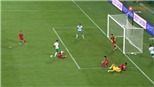 Trọng tài quá nặng tay khi phạt penalty Việt Nam và đuổi Duy Mạnh?