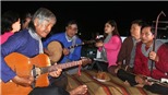 Sự kiện tuần mới: Tuần lễ 'ra quân' của âm nhạc dân tộc