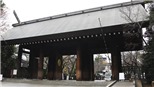 Thêm một bộ trưởng và gần 100 nghị sĩ Nhật Bản viếng đền Yasukuni