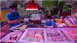 WHO khẳng định không có bằng chứng về việc COVID-19 lây lan qua thực phẩm