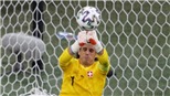 EURO 2020: Báo chí Thụy Sĩ ca ngợi thủ môn Yann Sommer