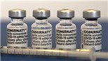 Dịch Covid-19: Pfizer/BioNTech xin cấp phép cho tiêm mũi vaccine thứ ba