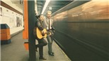 Ca khúc 'The Sounds Of Silence' của Simon & Garfunkel: 'Xin chào bóng tối, người bạn cũ của tôi'
