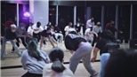 Mỹ cũng đào tạo... thần tượng K-pop