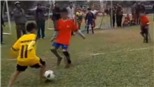 'Thần đồng' Hà Tĩnh đi bóng như Messi, HLV FLC Thanh Hóa 'dọa' ngoại binh từng đá ở Serie A