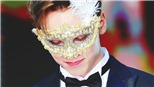 'Nín thở' với vẻ đẹp tựa chàng Romeo của Vernon (Seventeen) tại Golden Disc Awards 