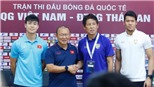 Việt Nam đấu với Thái Lan: Người trong cuộc nói gì?