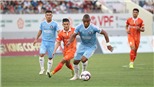 Nhiều hệ lụy nếu V-League lùi 6 tháng