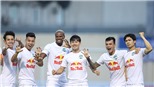 HLV Kiatisuk: 'Còn quá sớm để nói đến chức vô địch'