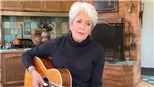 Huyền thoại Joan Baez 80 tuổi: Vẫn dạt dào tình yêu cuộc sống