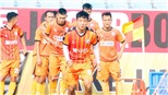 Háo hức chờ bóng lăn