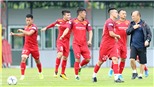 Đá với người Thái…