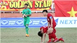 'Đánh bạc' với bóng đá trẻ Việt Nam