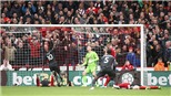 Ngoại hạng Anh vòng 7: Đối thủ mắc lỗi, Liverpool, Man City hưởng lợi