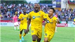 V-League bắt đầu &#39;ngay hàng, thẳng lối&#39;