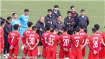 CĐV lo cho đội tuyển Việt Nam