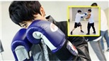 Jungkook BTS khoe ảnh tập boxing trong khi các ‘hyung’ say mê sáng tác nghệ thuật