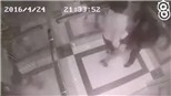 Chuyện sàm sỡ trong thang máy: Thế giới cũng ‘đau đầu’