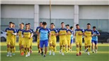 VIDEO bóng đá Việt Nam: ĐTVN tập nhẹ trong ngày hội quân. Công Phượng đá chính, U21 Sint-Truidense thua đậm