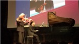 Violinist mang hai dòng máu Việt - Pháp Stéphane Trần Ngọc: 'Tôi đang về nhà!'