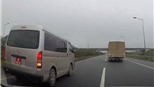 Tạm đình chỉ công tác đối với lái xe biển kiểm soát quân sự đi lùi trên cao tốc Hà Nội - Thái Nguyên