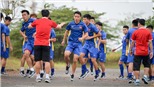CẬN CẢNH: U23 Việt Nam tập luyện ngoài đường, chuẩn bị đấu Pakistan