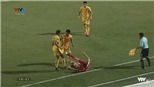 Trọng tài Công Khanh có nặng tay với tiền đạo Hải Phòng?