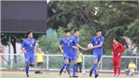 VIDEO: Thủ môn Văn Toản phá bóng vào người Supachai, U22 Thái Lan mở tỉ số